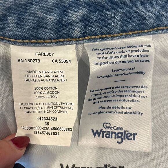 Wrangler Wrock High Rise Kicked Flare Jeans Frayed Raw Hem Size 35x27 NEW - Picture 9 of 11